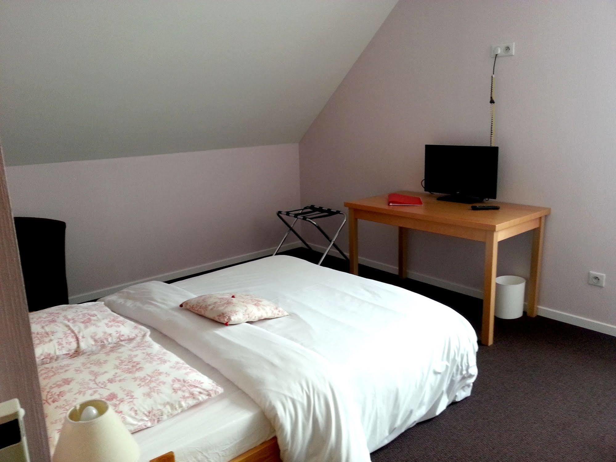 Hotel Restaurant Collin Ferrette Zewnętrze zdjęcie